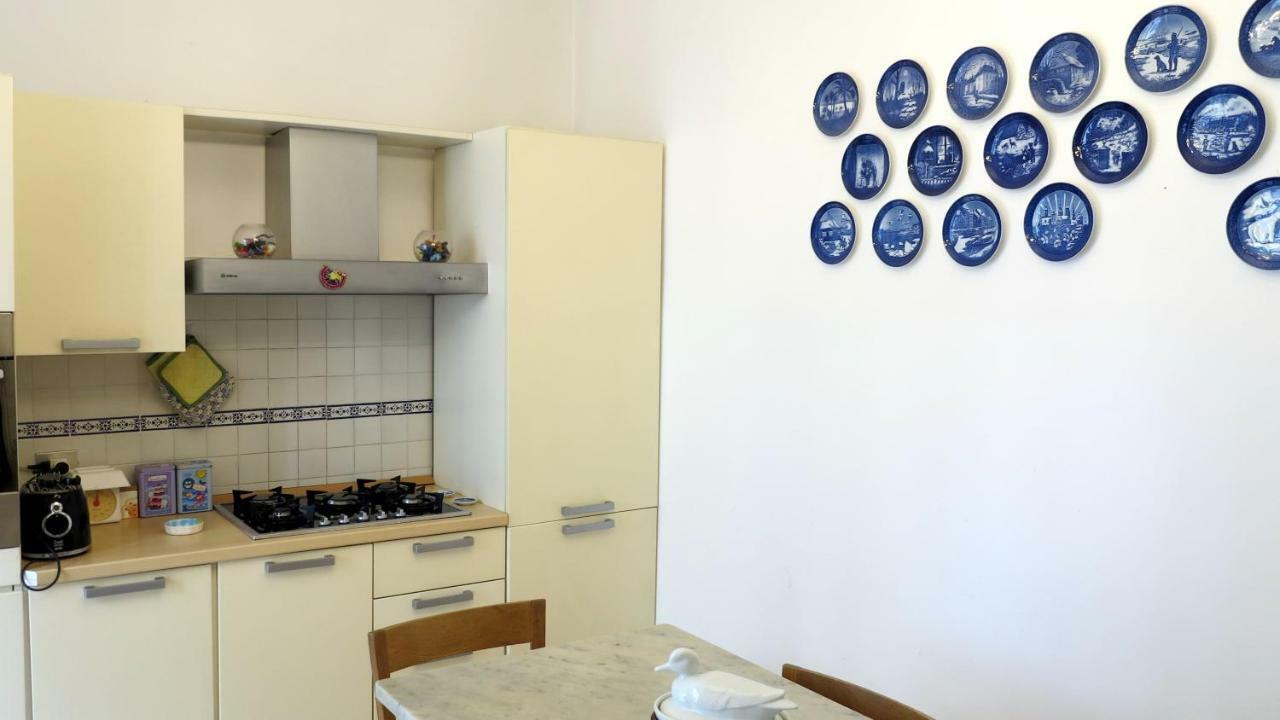 נאפולי Spacious Panoramic Apartment - Half Way Center-Vomero District מראה חיצוני תמונה