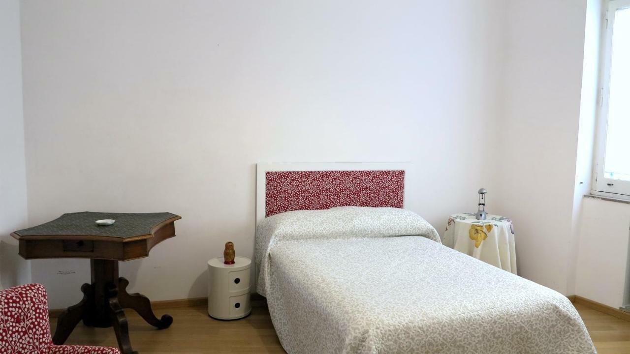 נאפולי Spacious Panoramic Apartment - Half Way Center-Vomero District מראה חיצוני תמונה